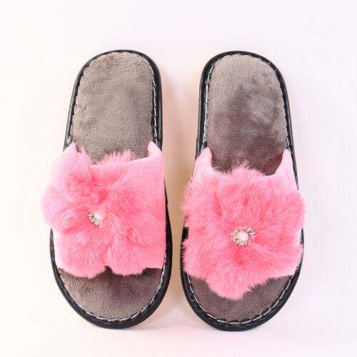 Idei Cadouri de Craciun Copii Online 🎅 Papuci cu blanita roz Lin